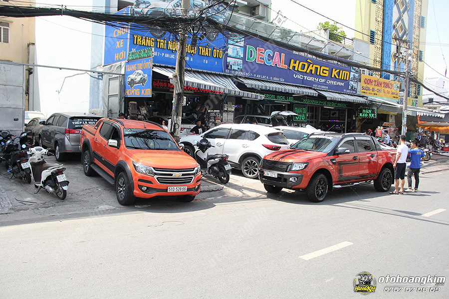 ĐỘ PÔ AKRAPOVIC TOYOTA FORTUNER 2010 ảnh 5