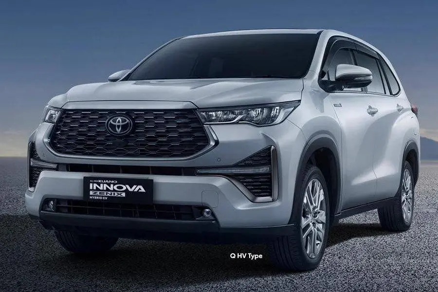 https://otohoangkim-storage.sgp1.cdn.digitaloceanspaces.com/chi-tiet-toyota-innova-2023-vua-ra-mat-0-900x900.webp