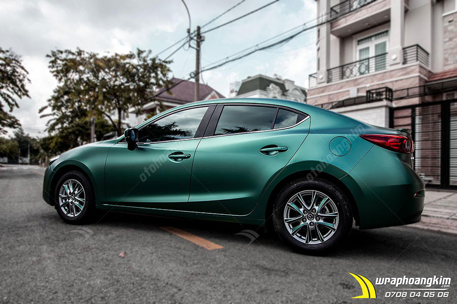 Dán đổi màu mờ bóng xanh ánh kim Mazda  3 ảnh 2