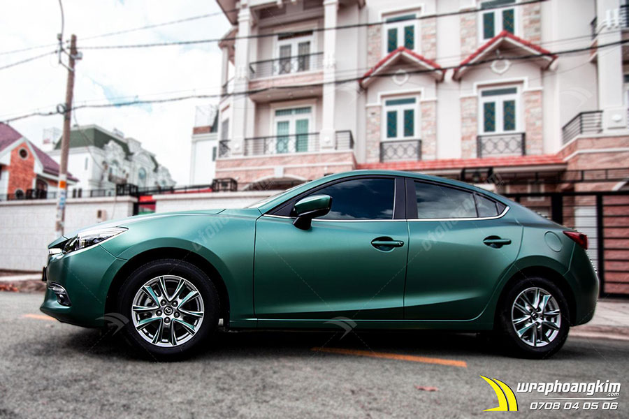 Dán đổi màu mờ bóng xanh ánh kim Mazda  3 ảnh 4