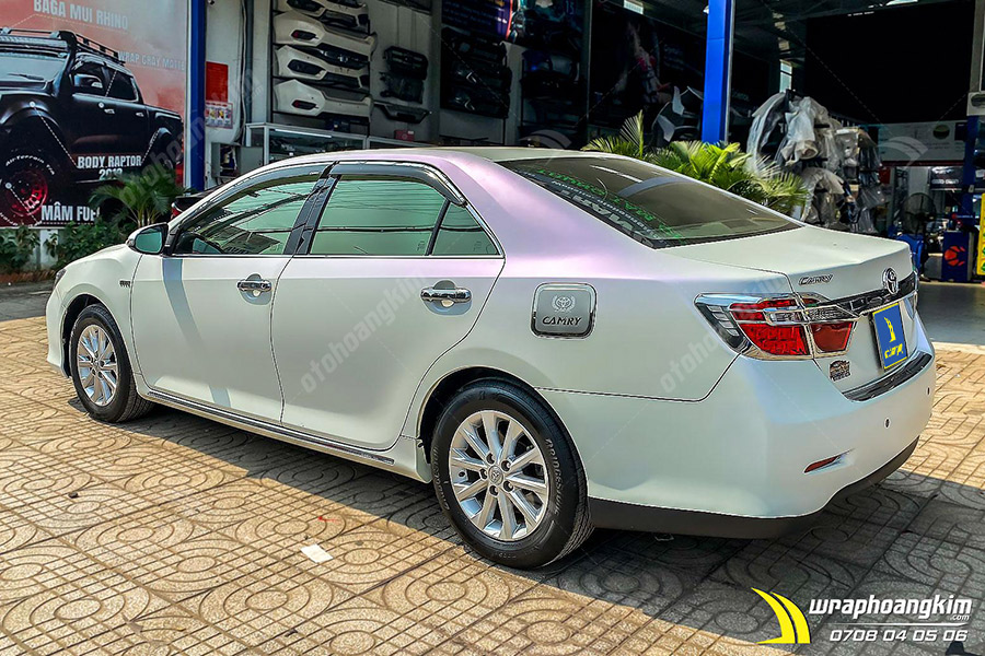 Dán đổi màu trắng mờ Toyota Camry ảnh 4