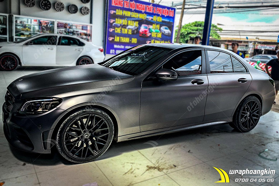 Dán đổi màu xám mờ Mercedes C300 ảnh 4