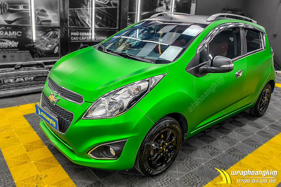 Dán đổi màu xanh mờ bóng Chevrolet Spark ảnh 3