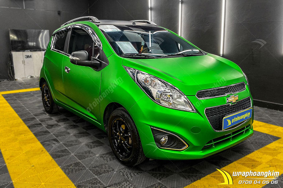 Dán đổi màu xanh mờ bóng Chevrolet Spark ảnh 1