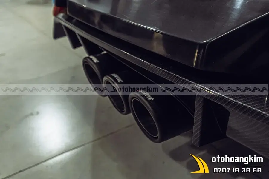 https://otohoangkim-storage.sgp1.cdn.digitaloceanspaces.com/do-po-akrapovic-cho-honda-civic-kieu-3-po-0-900x900.webp