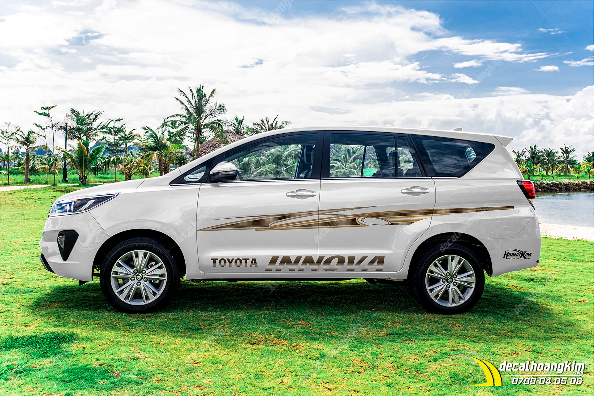 tem-xe-toyota-innova-tin057