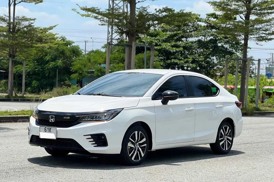 https://otohoangkim-storage.sgp1.cdn.digitaloceanspaces.com/honda-chuan-bi-ra-mat-loat-xe-moi-tai-malaysia-3-900x900.webp