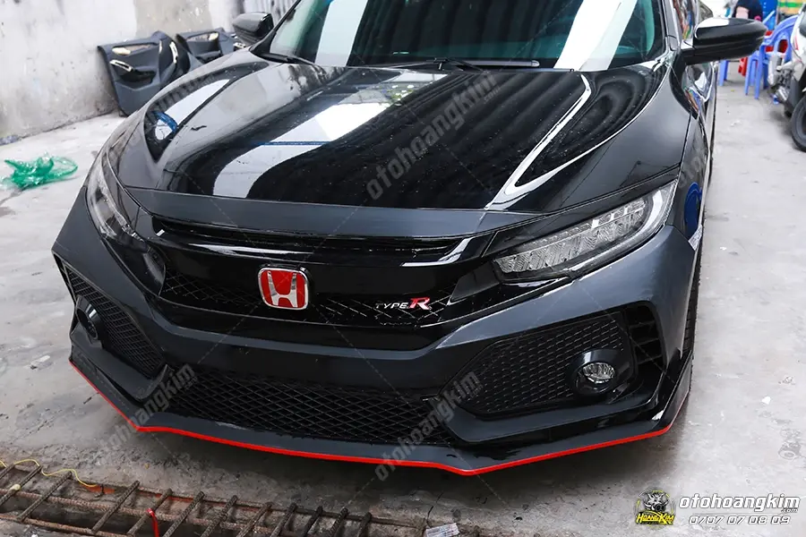 https://otohoangkim-storage.sgp1.cdn.digitaloceanspaces.com/honda-civic-2-900x900.webp