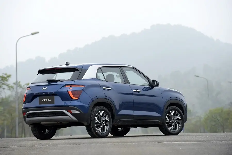 https://otohoangkim-storage.sgp1.cdn.digitaloceanspaces.com/hyundai-creta-2022-lua-chon-cho-nguoi-thuc-dung-1-900x900.webp