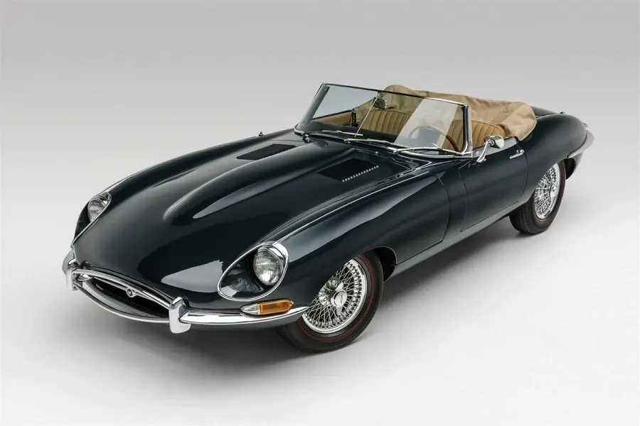 https://otohoangkim-storage.sgp1.cdn.digitaloceanspaces.com/jaguar-etype-roadster-series-1-5-van-dep-nhu-moi-sau-hon-50-nam-ra-mat-2-900x900.webp