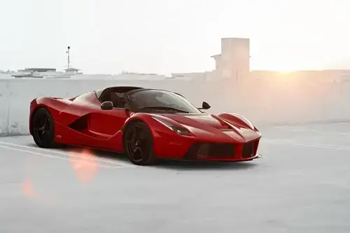 laferrari-aperta-2017-da-qua-su-dung-duoc-rao-ban-len-toi-hon-100-ty