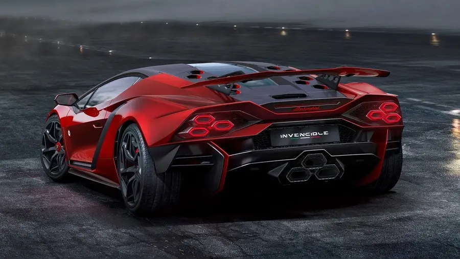 https://otohoangkim-storage.sgp1.cdn.digitaloceanspaces.com/lamborghini-invencible-va-autentica-trang-bi-dong-co-v12-hut-khi-tu-nhie-11-900x900.webp