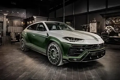 lamborghini-urus-voi-hai-tong-mau-noi-ngoai-that-an-tuong-cua-carl