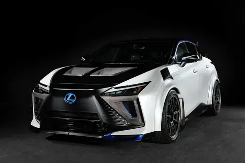 lexus-rz-sport-concept-la-mot-chiec-suv-dien-muon-tro-thanh-mot-chi