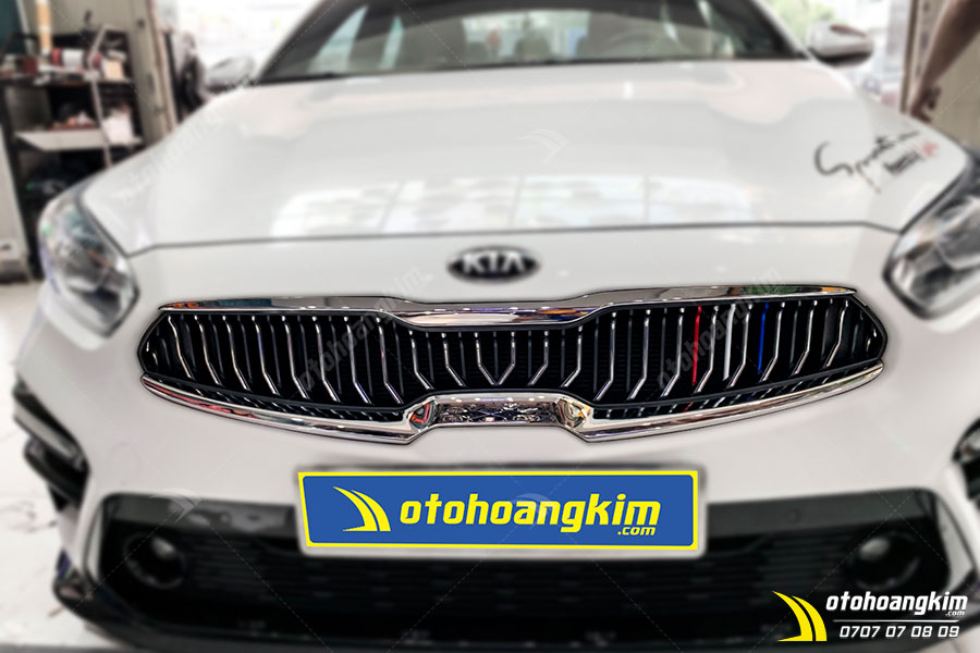 Mặt ca lăng KIA Cerato  ảnh 2