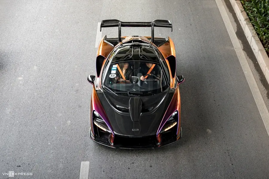 https://otohoangkim-storage.sgp1.cdn.digitaloceanspaces.com/mclaren-senna--sieu-xe-doi-mau-hang-hiem-tai-viet-nam-1-900x900.webp