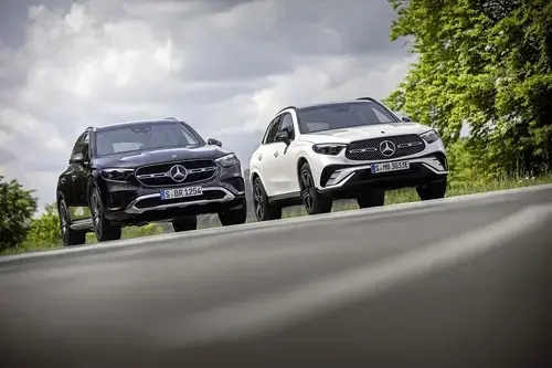 mercedes-glc-2023-gia-ngang-ngua-vinfast-vf8-tai-my