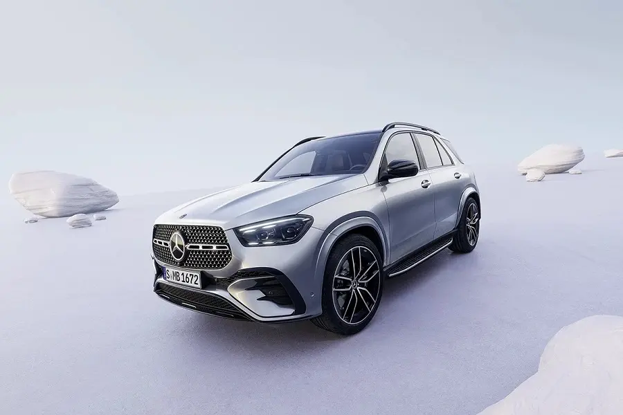 https://otohoangkim-storage.sgp1.cdn.digitaloceanspaces.com/mercedes-gle-2024-suv-hang-sang-chi-dung-dong-co-hybrid-1-900x900.webp