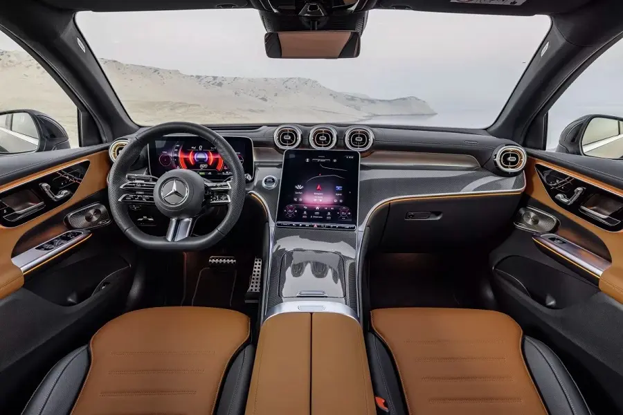 https://otohoangkim-storage.sgp1.cdn.digitaloceanspaces.com/mercedesbenz-glc-coupe-2024-ra-mat-them-dong-co-hybrid-4-900x900.webp