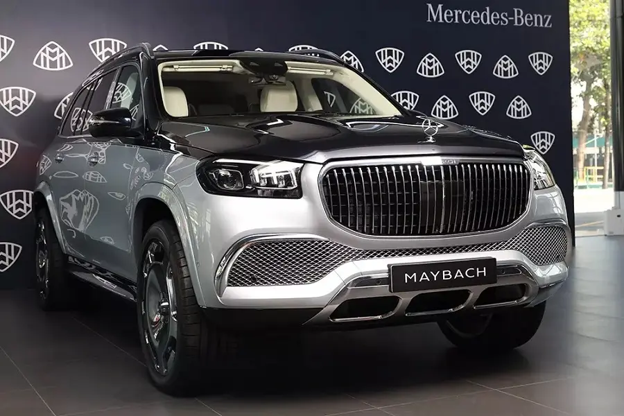 https://otohoangkim-storage.sgp1.cdn.digitaloceanspaces.com/mercedesmaybach-gls-600-phien-ban-gioi-han-ve-viet-nam-voi-1-chiec-0-900x900.webp