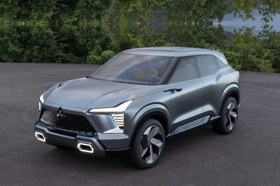 https://otohoangkim-storage.sgp1.cdn.digitaloceanspaces.com/mitsubishi-tung-mau-xe-suv-concept-dau-dau-honda-hrv-hyundai-creta-0-900x900.webp