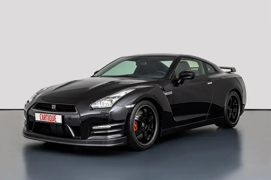 https://otohoangkim-storage.sgp1.cdn.digitaloceanspaces.com/nissan-gtr-black-edition-cua-nha-vo-dich-f1-duoc-rao-ban-0-900x900.webp