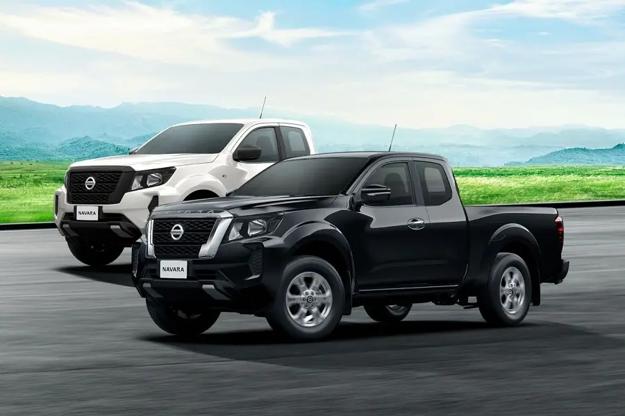 https://otohoangkim-storage.sgp1.cdn.digitaloceanspaces.com/nissan-ra-mat-phien-ban-navara-el-2wd-dong-co-2-3-twin-turbo-1-900x900.webp