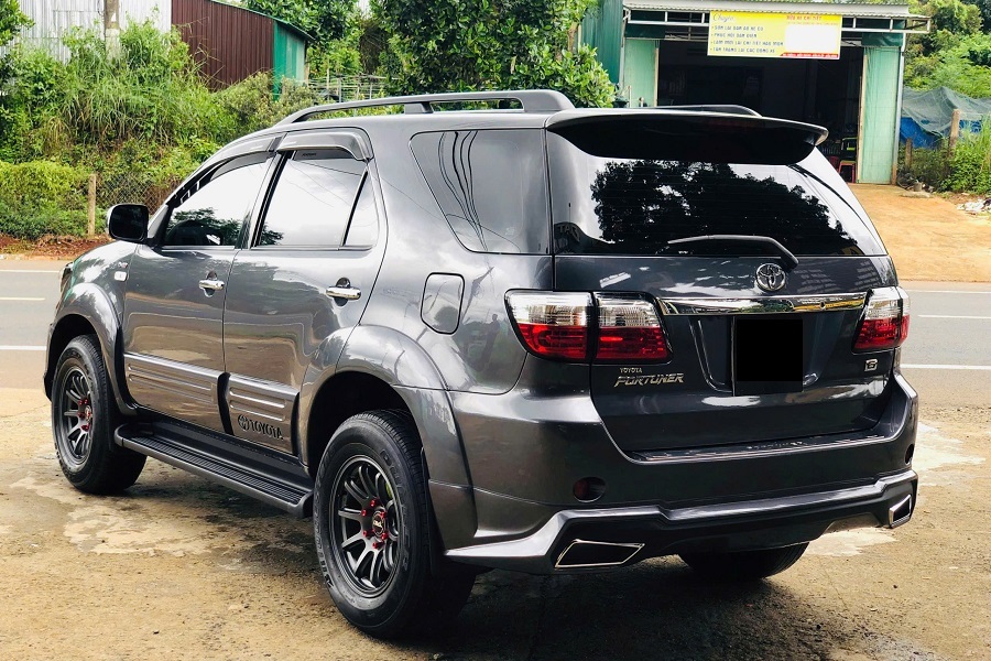 op-body-fortuner-2009-1