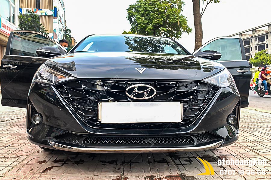 Ốp ca lăng Hyundai Accent