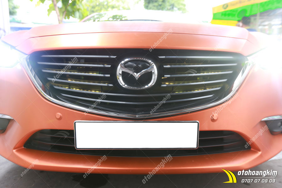 Ốp mặt ca lăng Mazda 6