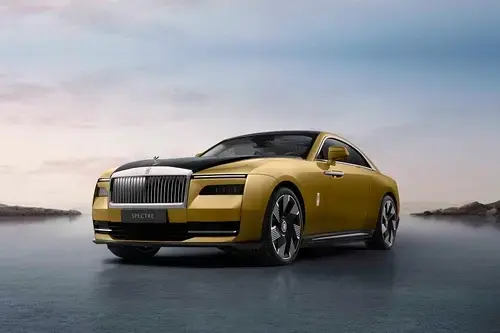 rollsroyce-spectre-sieu-sang-chay-bang-dien-co-du-hap-dan-gioi-thu