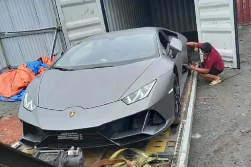 sieu-xe-lamborghini-huracan-evo-ve-viet-nam-chiec-thu-3-gia-gan-20-t