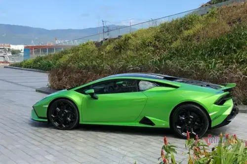 sieu-xe-lamborghini-huracan-tecnica-dau-tien-ve-viet-nam-gia-tren-15-t