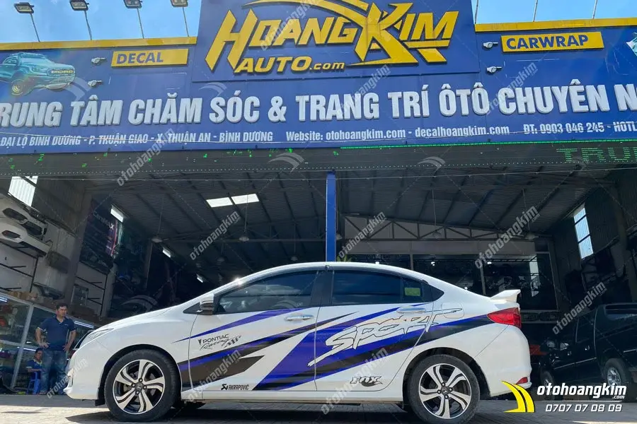 https://otohoangkim-storage.sgp1.cdn.digitaloceanspaces.com/tem-xe-honda-4-900x900.webp