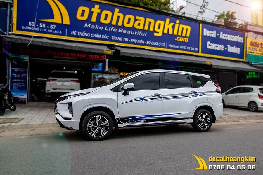 https://otohoangkim-storage.sgp1.cdn.digitaloceanspaces.com/tem-xe-mitsubishi-xpander-5-900x900.webp