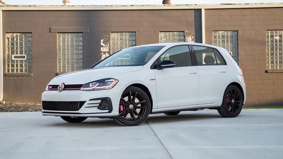 Volkswagen GTI kết hợp hoàn hảo giữa tính thực tiễn và hiệu suất thể thao