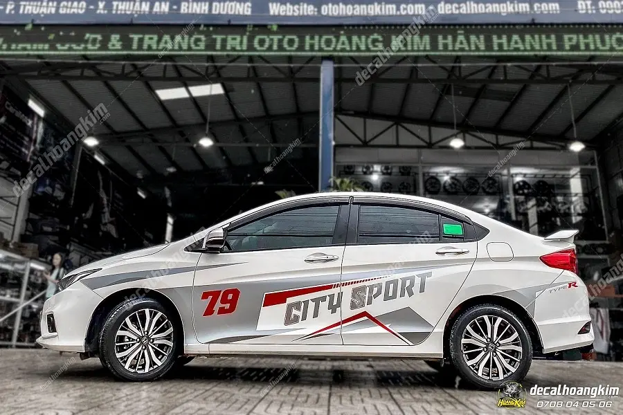 https://otohoangkim-storage.sgp1.cdn.digitaloceanspaces.com/top-mau-tem-honda-city-do-the-thao-cuc-chat-6-900x900.webp