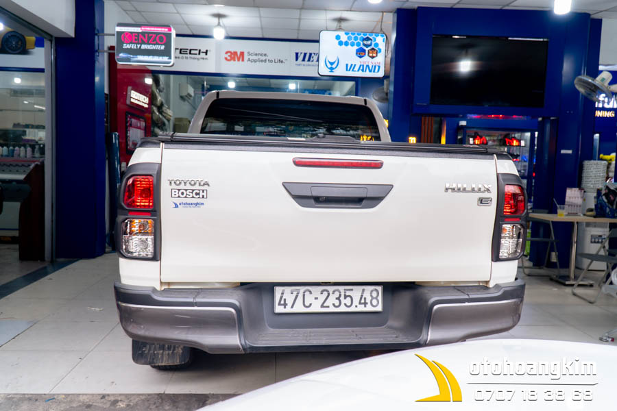 Viền đèn sau Hilux [2020] đen ảnh 3